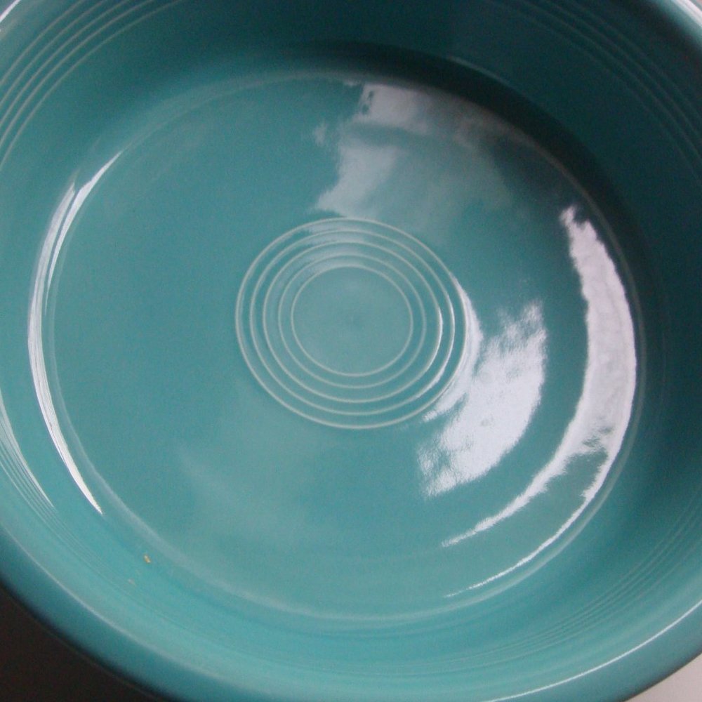 FIESTA XL Rimmed Classic Serving Bowl Turquoise - Picture 2 of 8